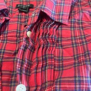 Best holiday shirt! Red plaid jcrew shirt with pleating